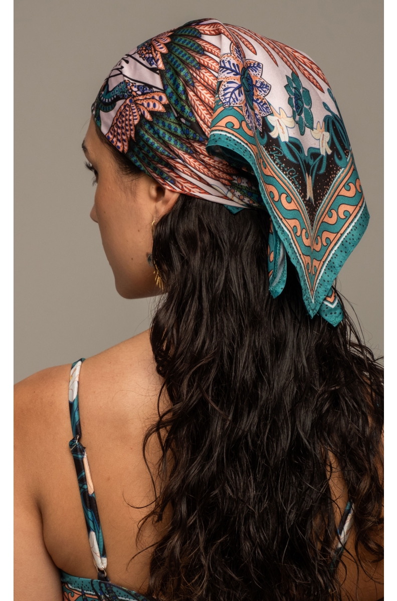 PROSPERITY SCARF