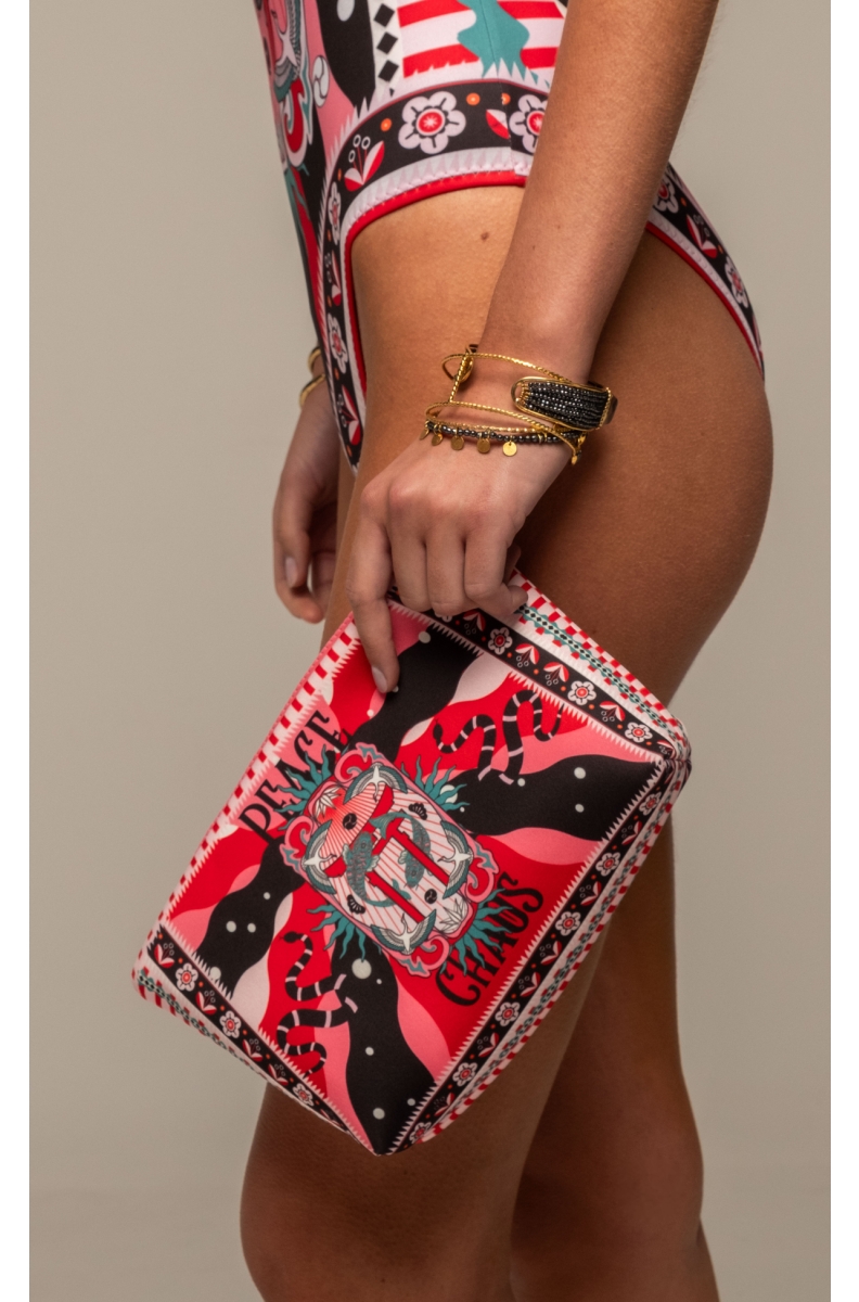 GENESIS POUCH
